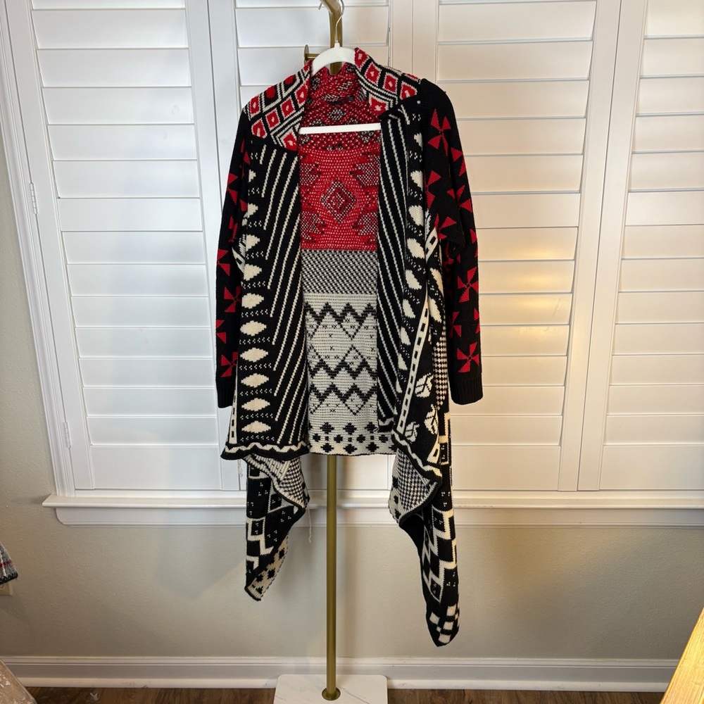 ISSI Black and Red Geometric Cardigan